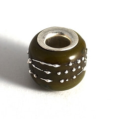 pandora bead size